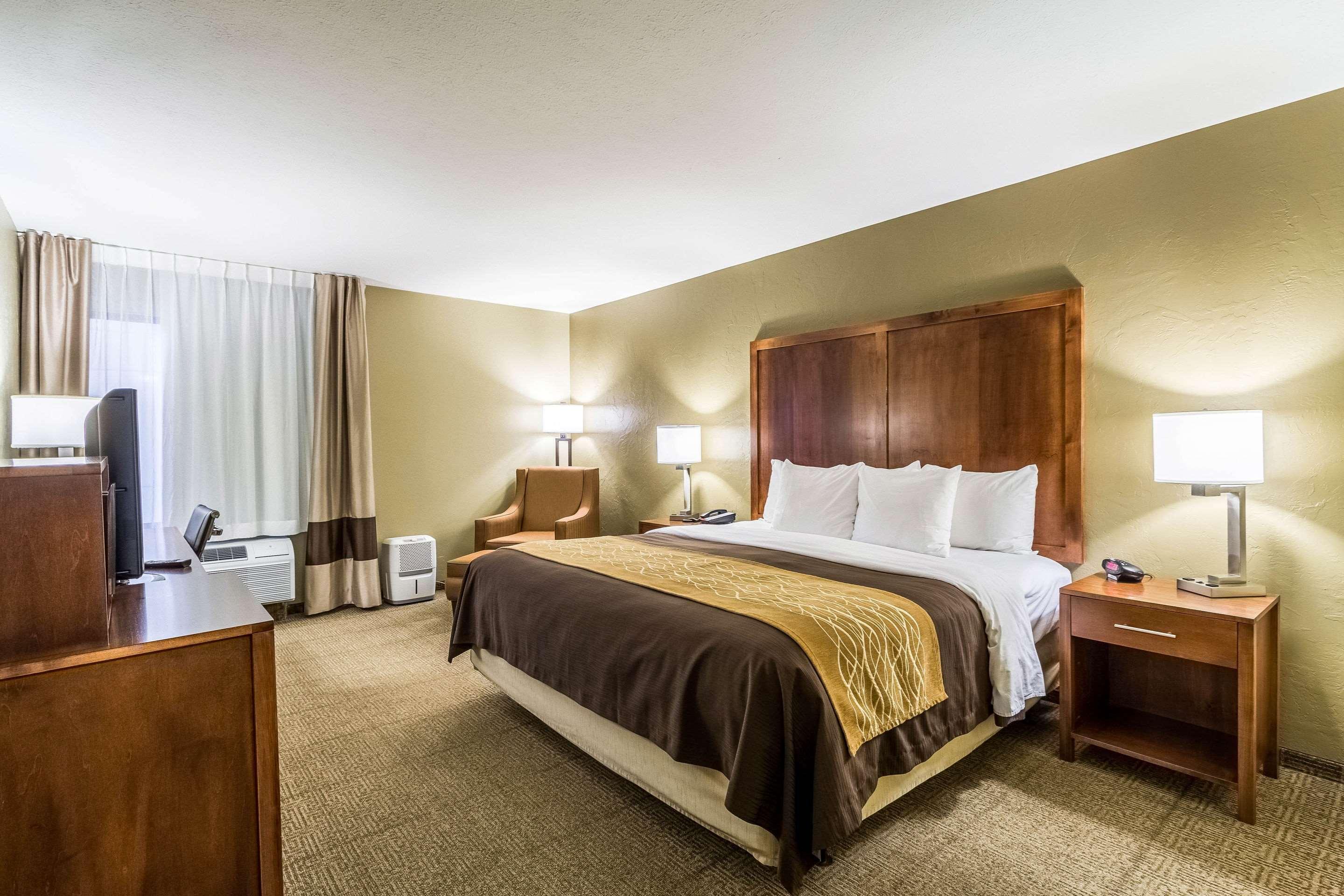 Quality Inn Dover Bagian luar foto