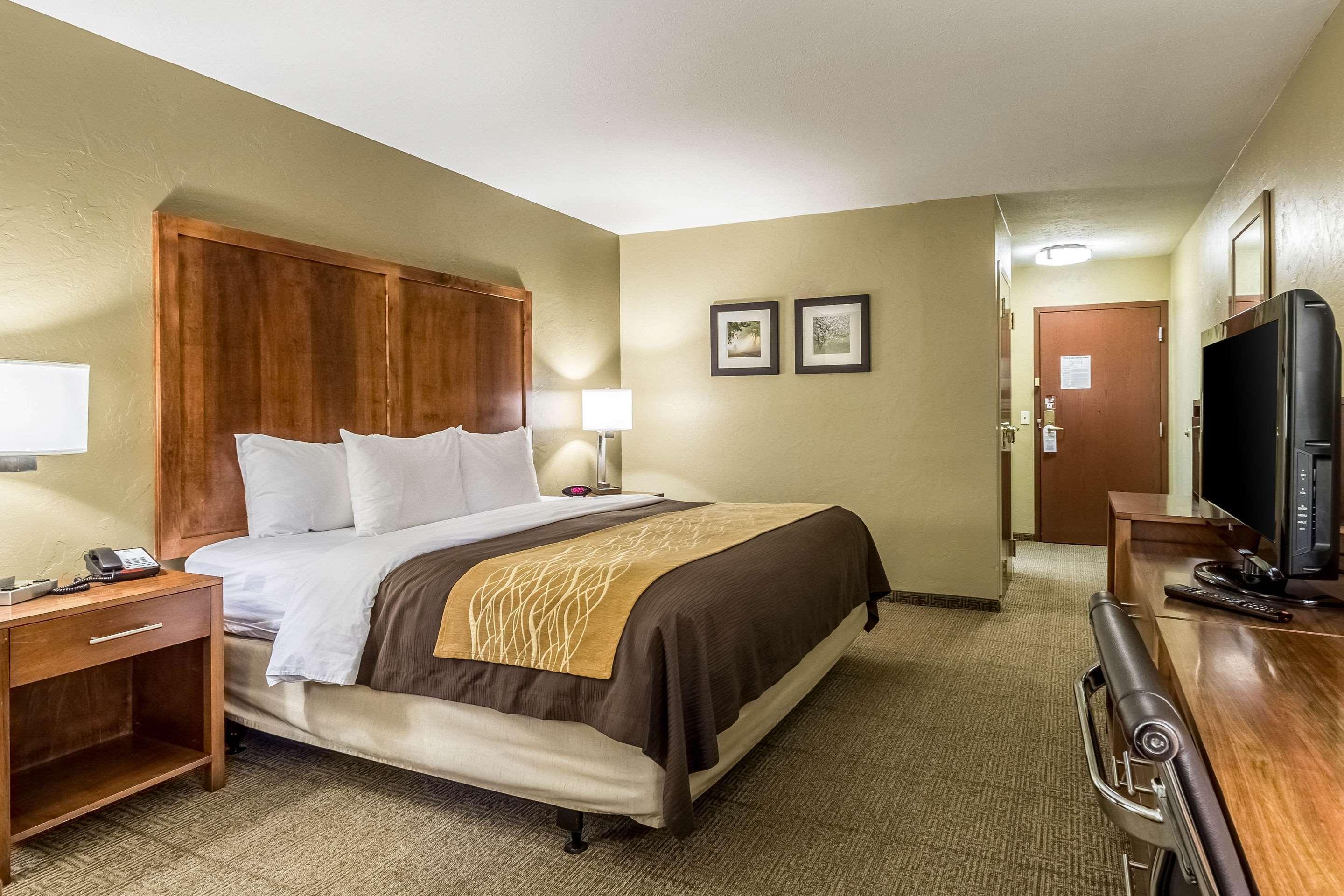 Quality Inn Dover Bagian luar foto