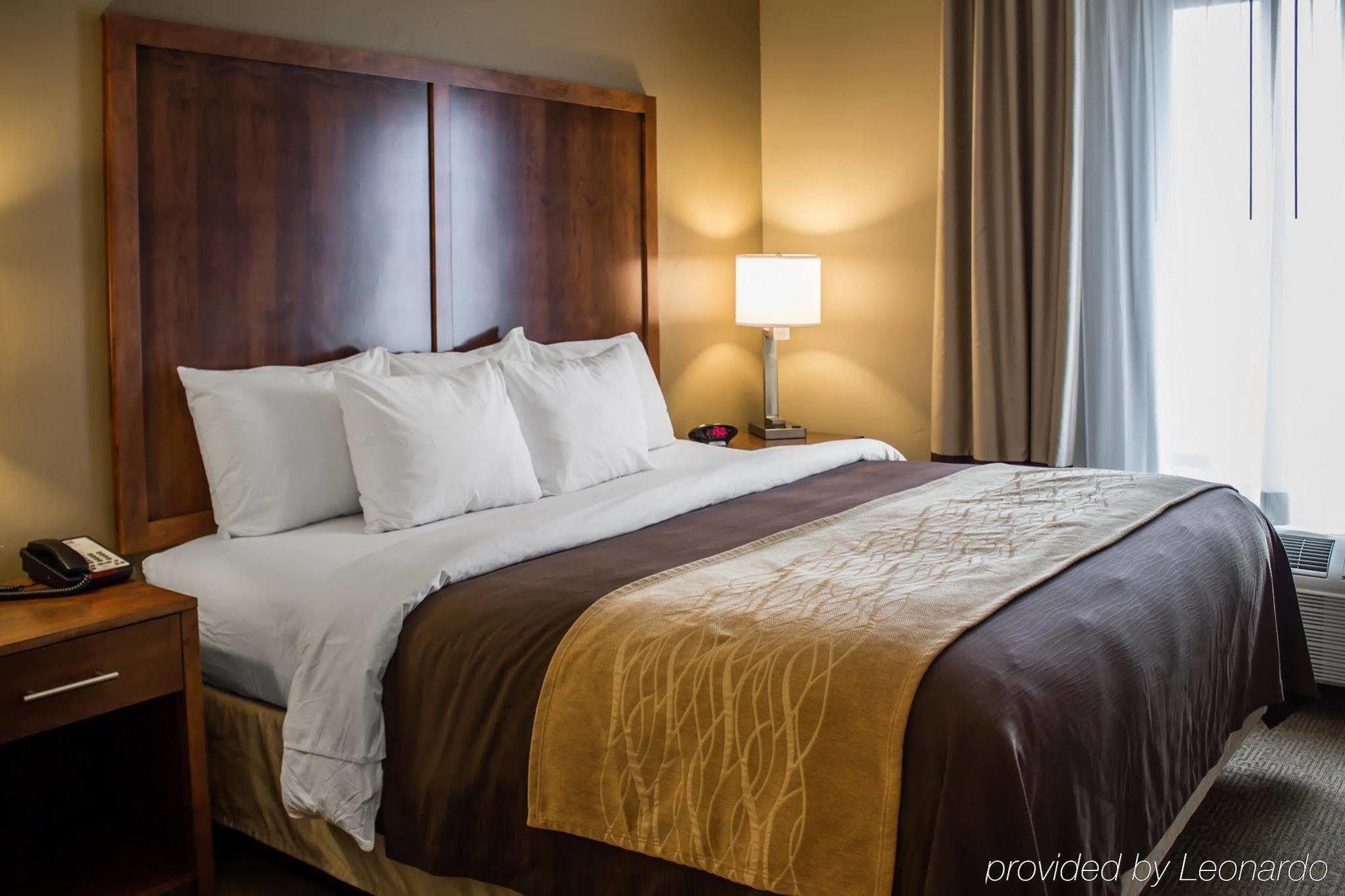 Quality Inn Dover Bagian luar foto